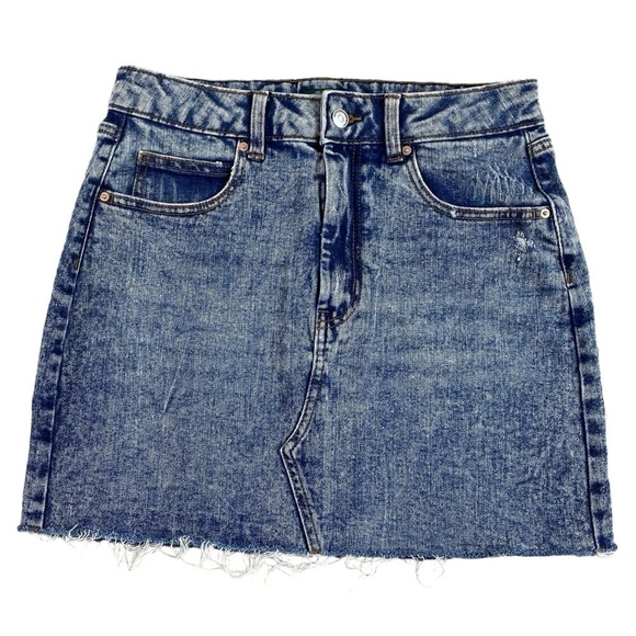Wild‎ Fable Women’s Dark Wash Raw Hem Denim Mini Skirt Sz Small - Picture 1 of 9